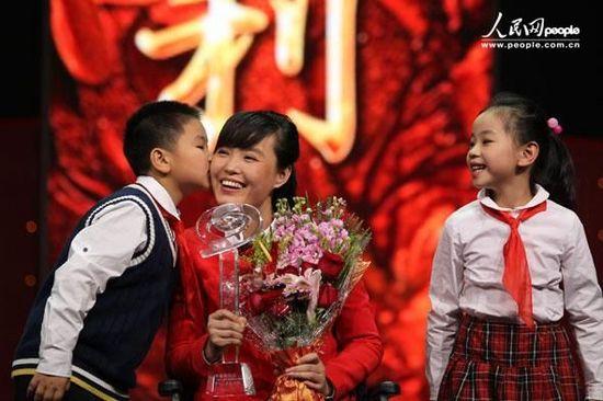 2012年感动中国十大人阿里木老婆